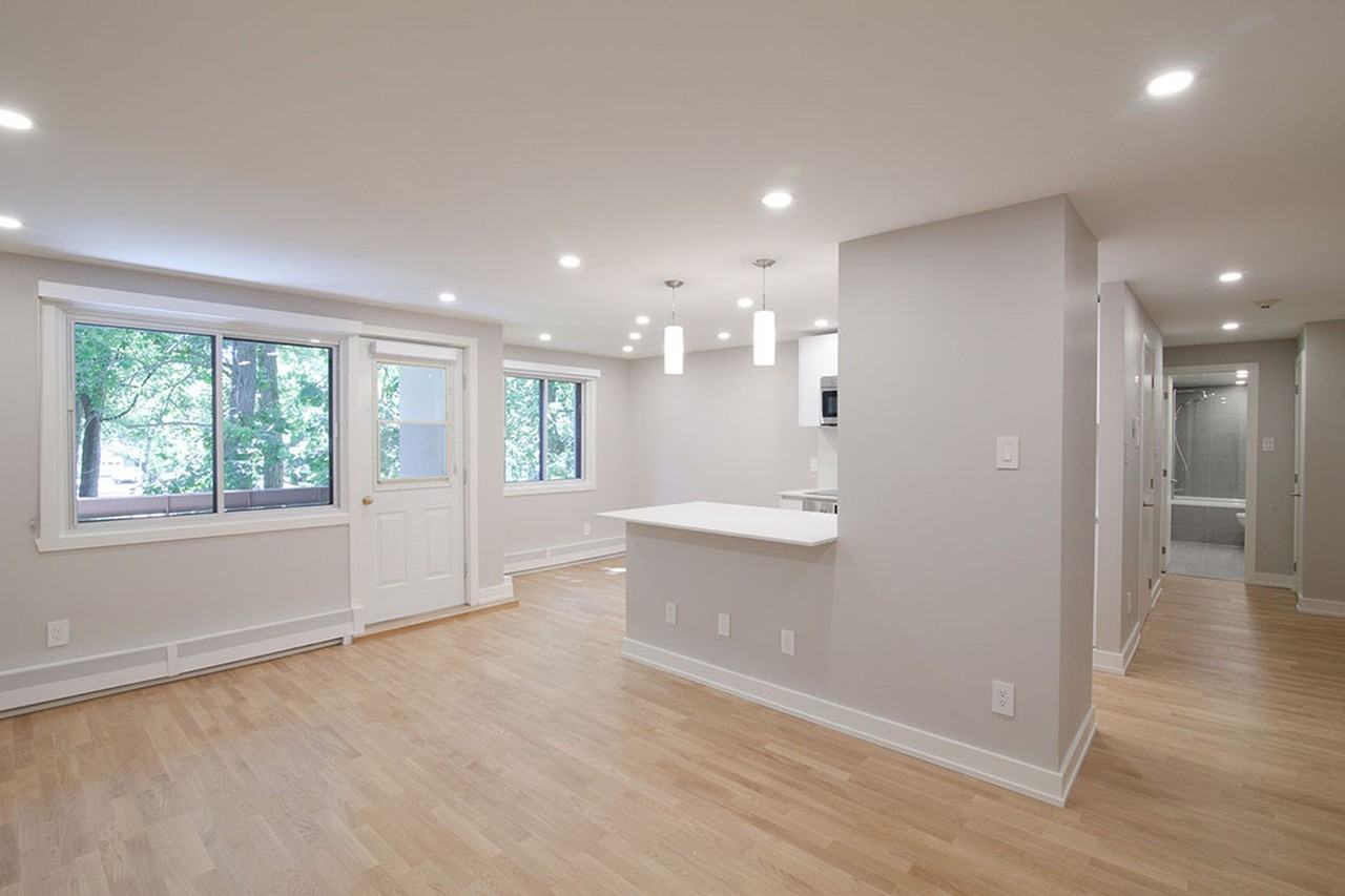 St. Lambert - Photo 6 of 50