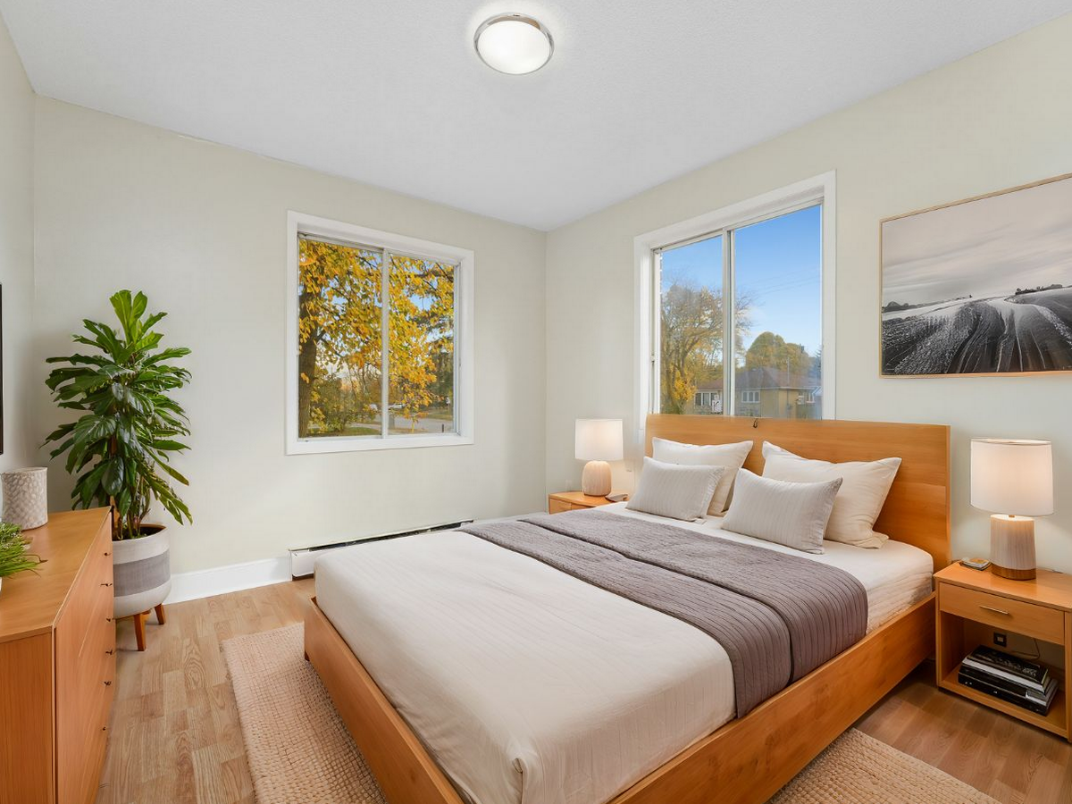 170, 174-178 Grove Street East - Photo 3 of 12