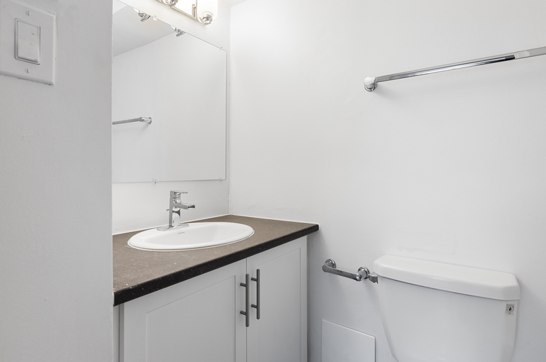 109 Doane Street - Photo 7 of 11