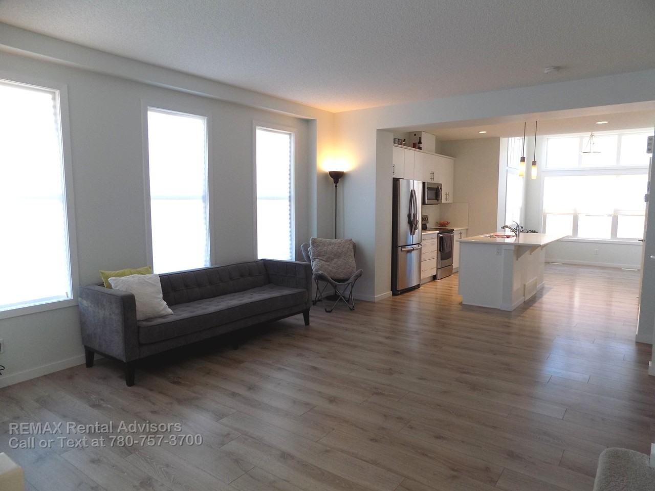 2305 69A Street Southwest - Photo 7 of 25