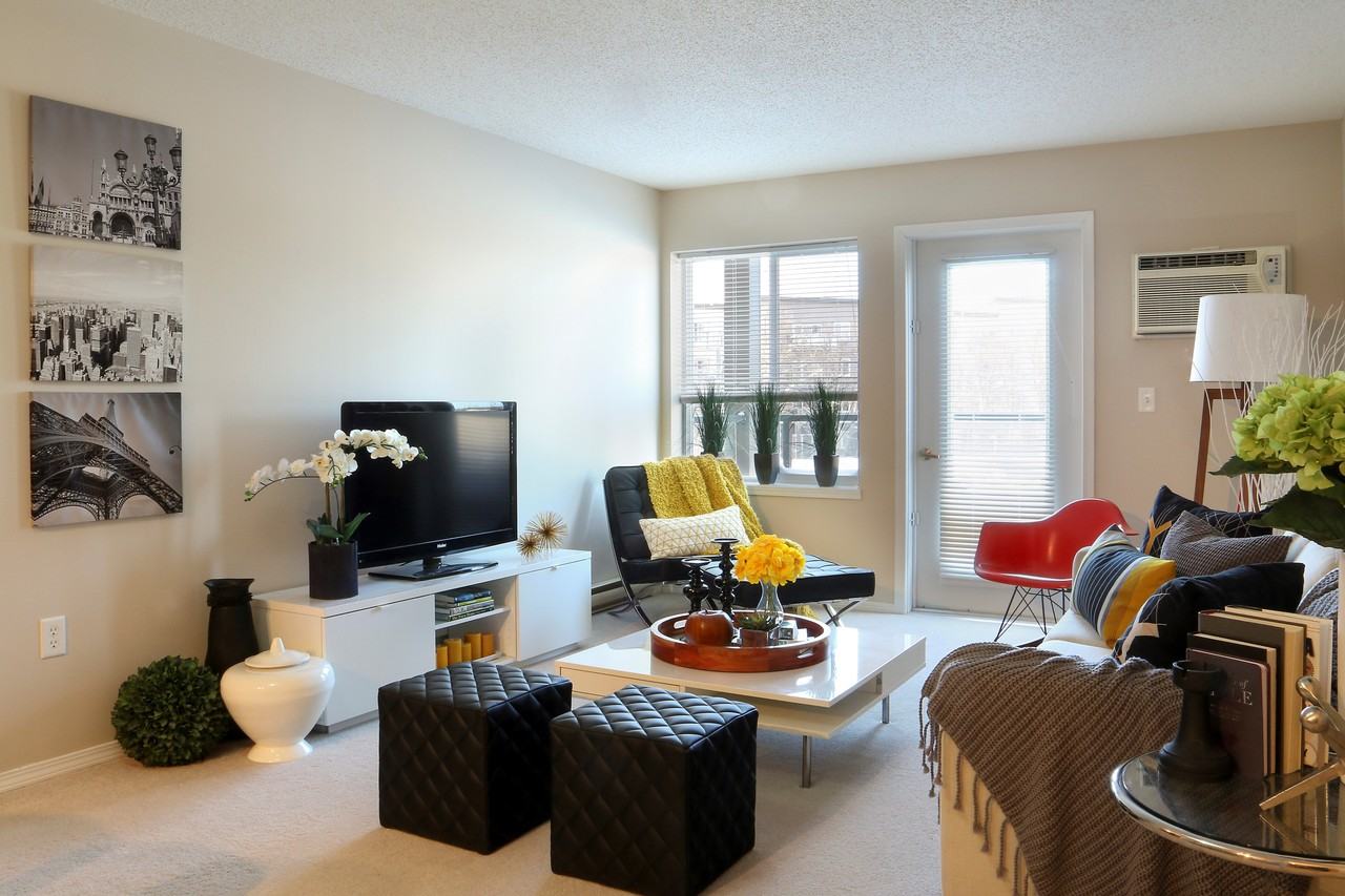 Kenwood Court - Photo 4 of 24