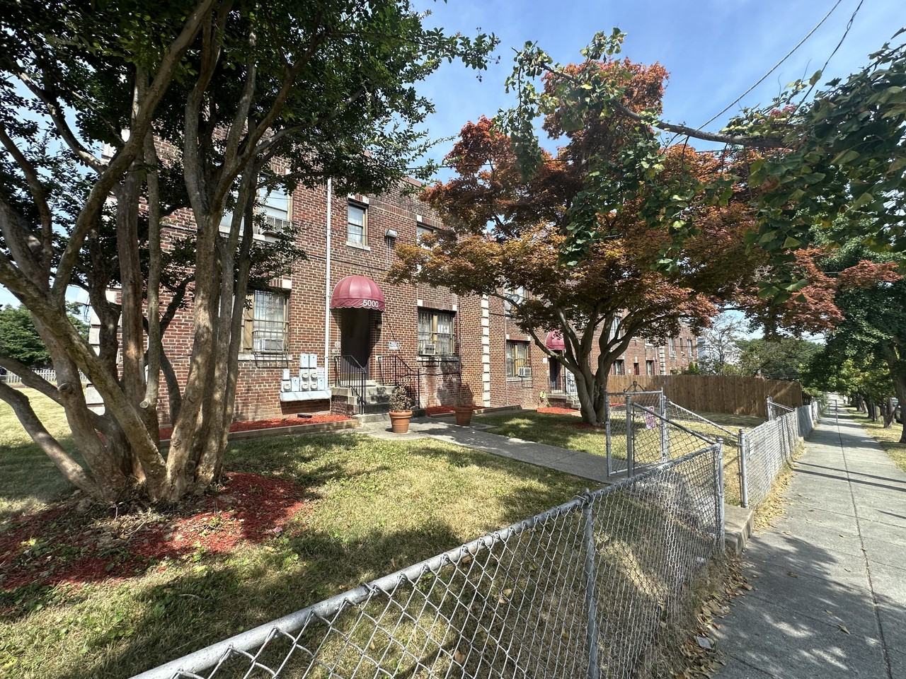 5004 2nd St Nw #5004-3 - Photo 2 of 26