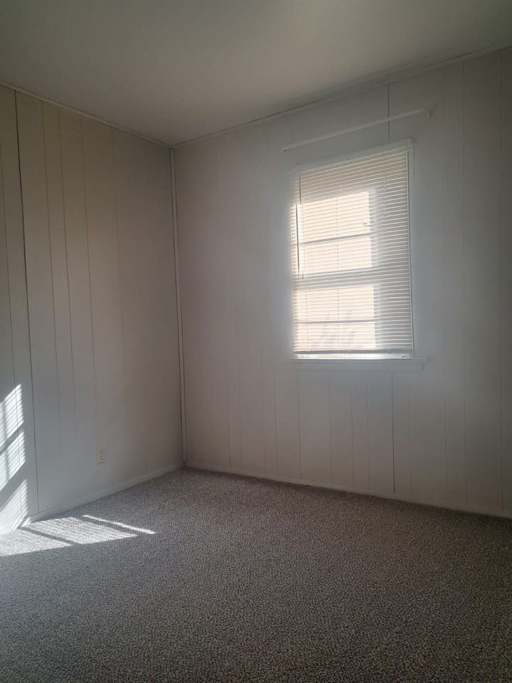 1332 Baxter Ln #1 - Photo 6 of 12