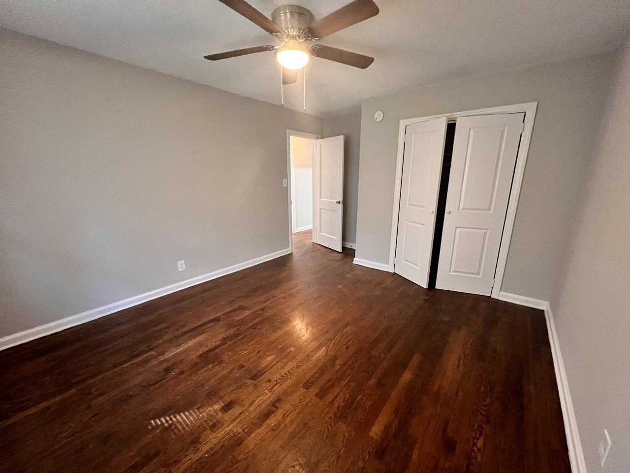 1813 Sylvan Rd Sw #B - Photo 3 of 9