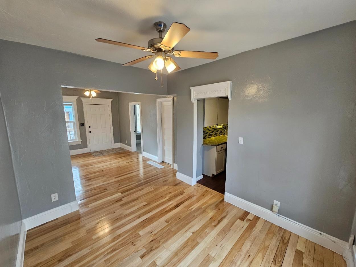 1807 E 37th Ave - Photo 5 of 20