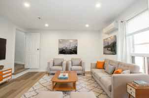 featured image of 204 Sanford Ave S