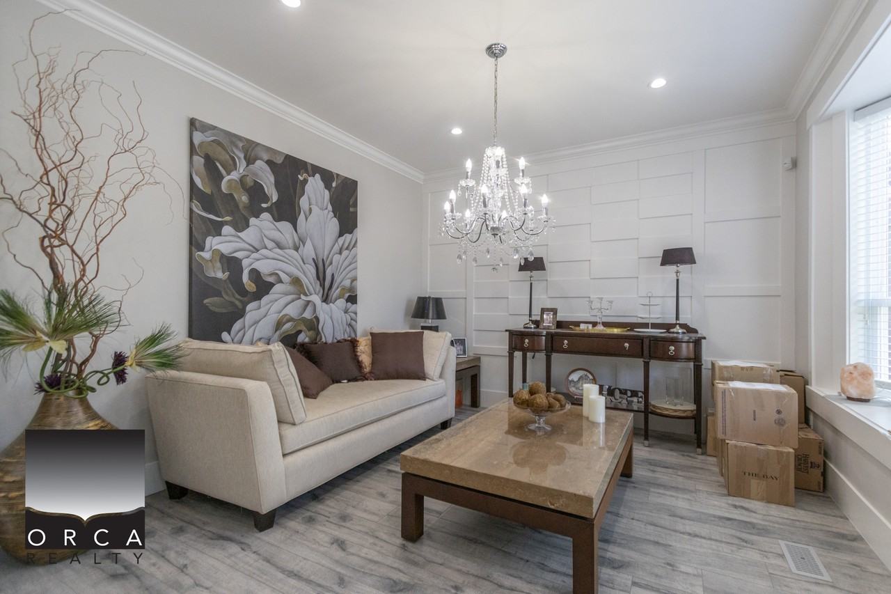 7696 211 St - Photo 3 of 30