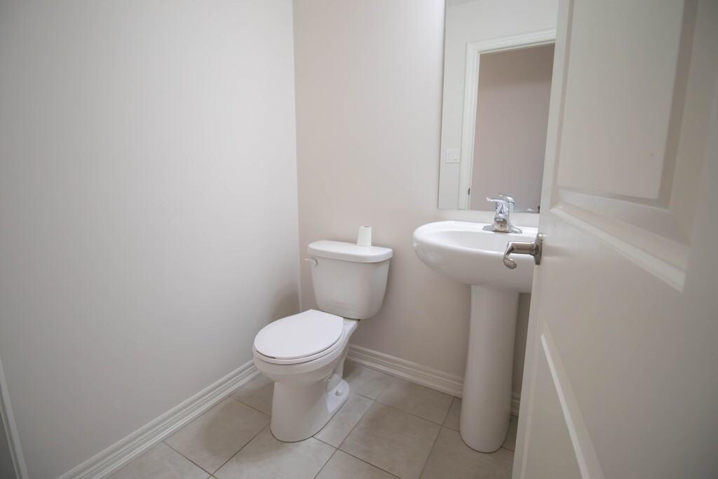 556 Julia Dr - Photo 7 of 20