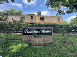 featured image of 410 W Franklin St