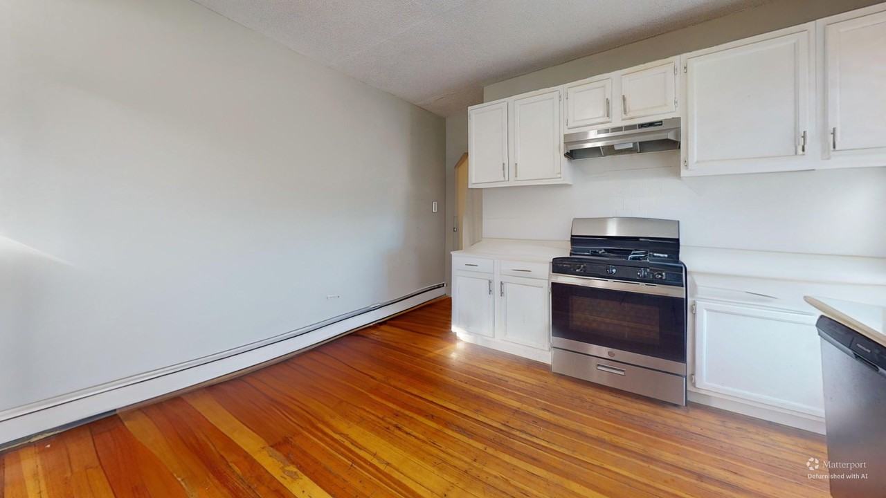 280 Mcgrath Hwy #3 - Photo 2 of 10