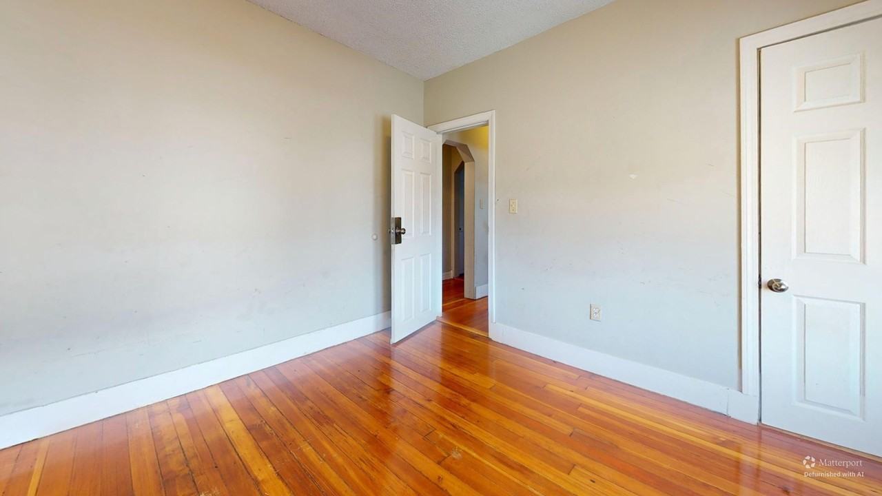 280 Mcgrath Hwy #3 - Photo 3 of 10