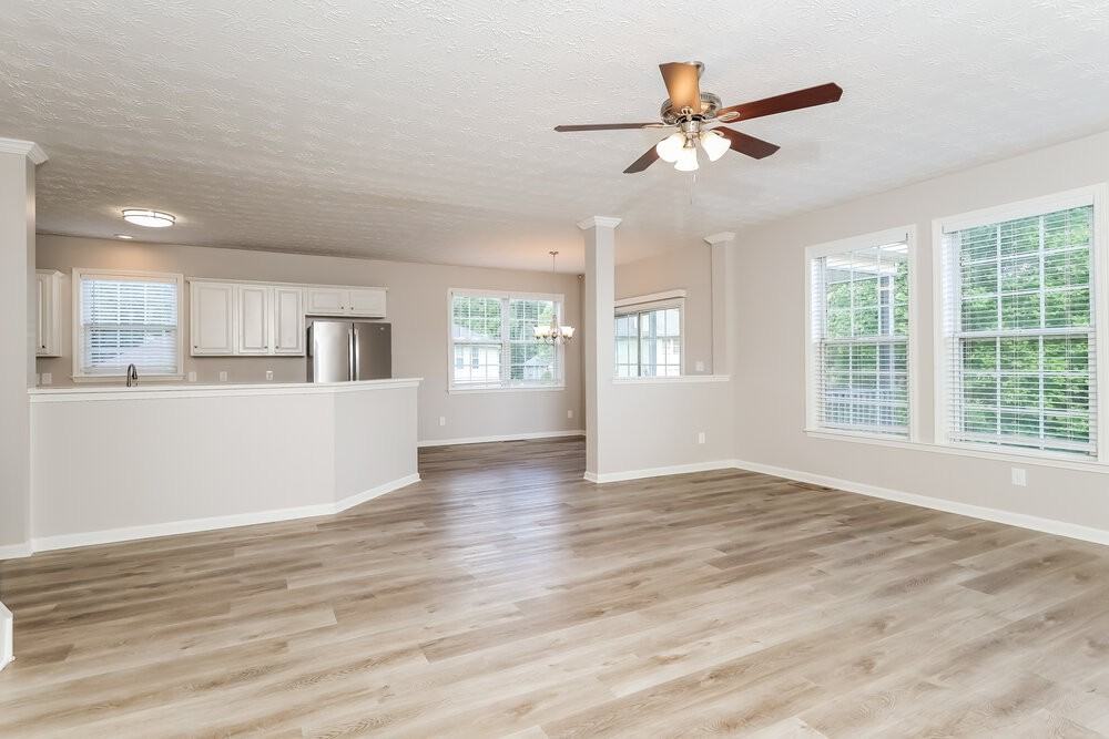 4490 Split Creek Dr - Photo 5 of 18