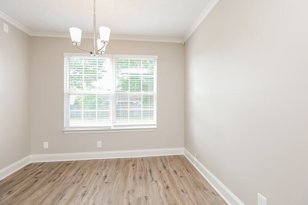 1195 Saint Andrews Dr - Photo 6 of 16