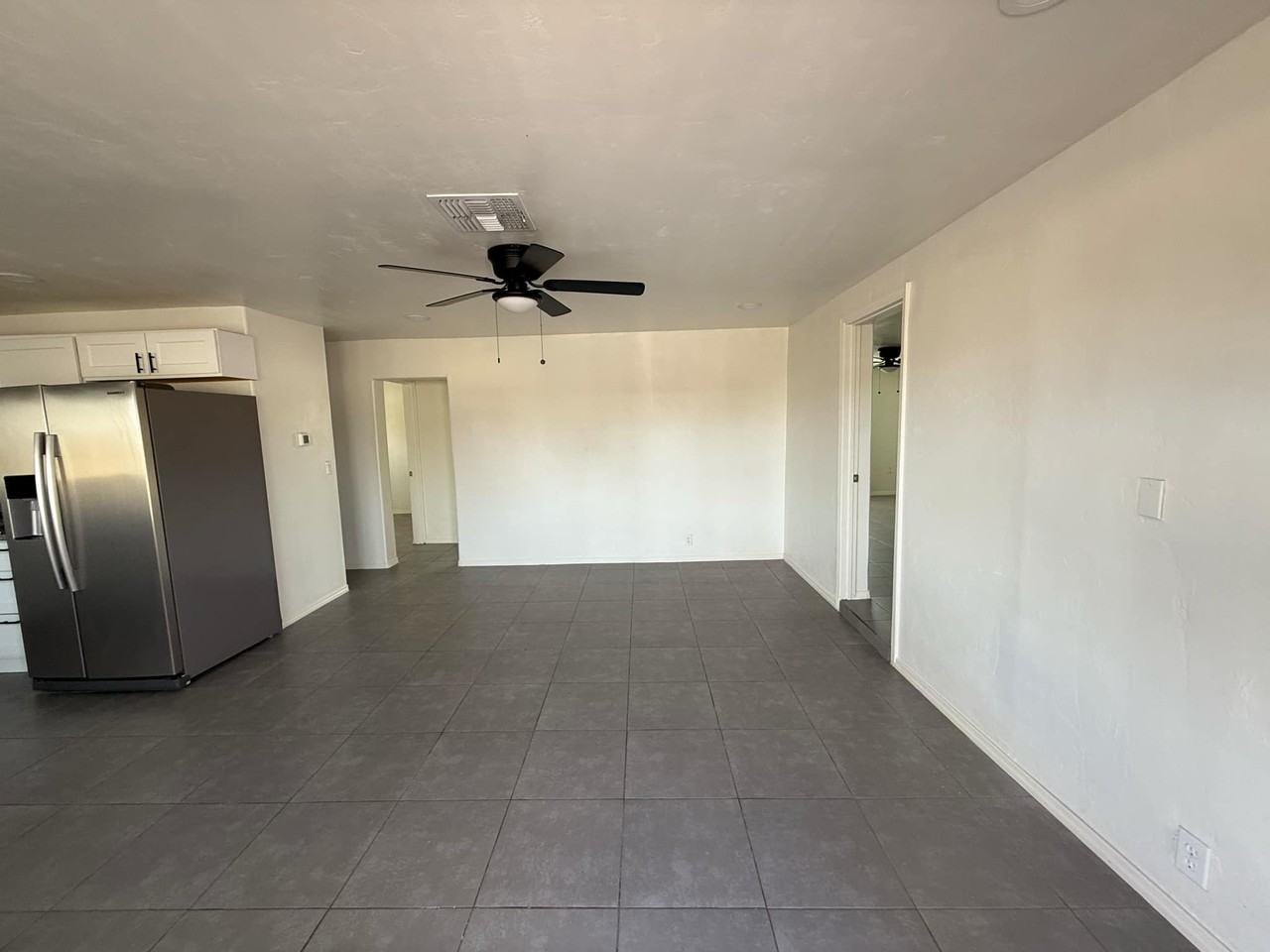 3917 S Liberty Ave #1 - Photo 5 of 19