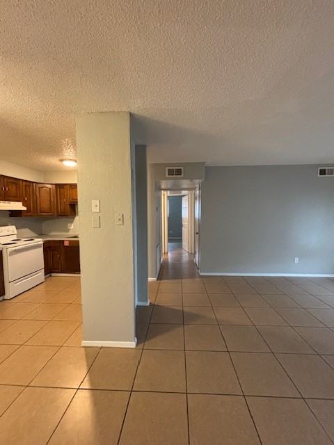 4018 Holly Rd #4018-08 - Photo 2 of 12