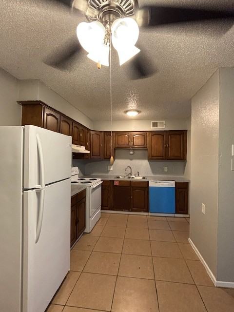 4018 Holly Rd #4018-08 - Photo 3 of 12