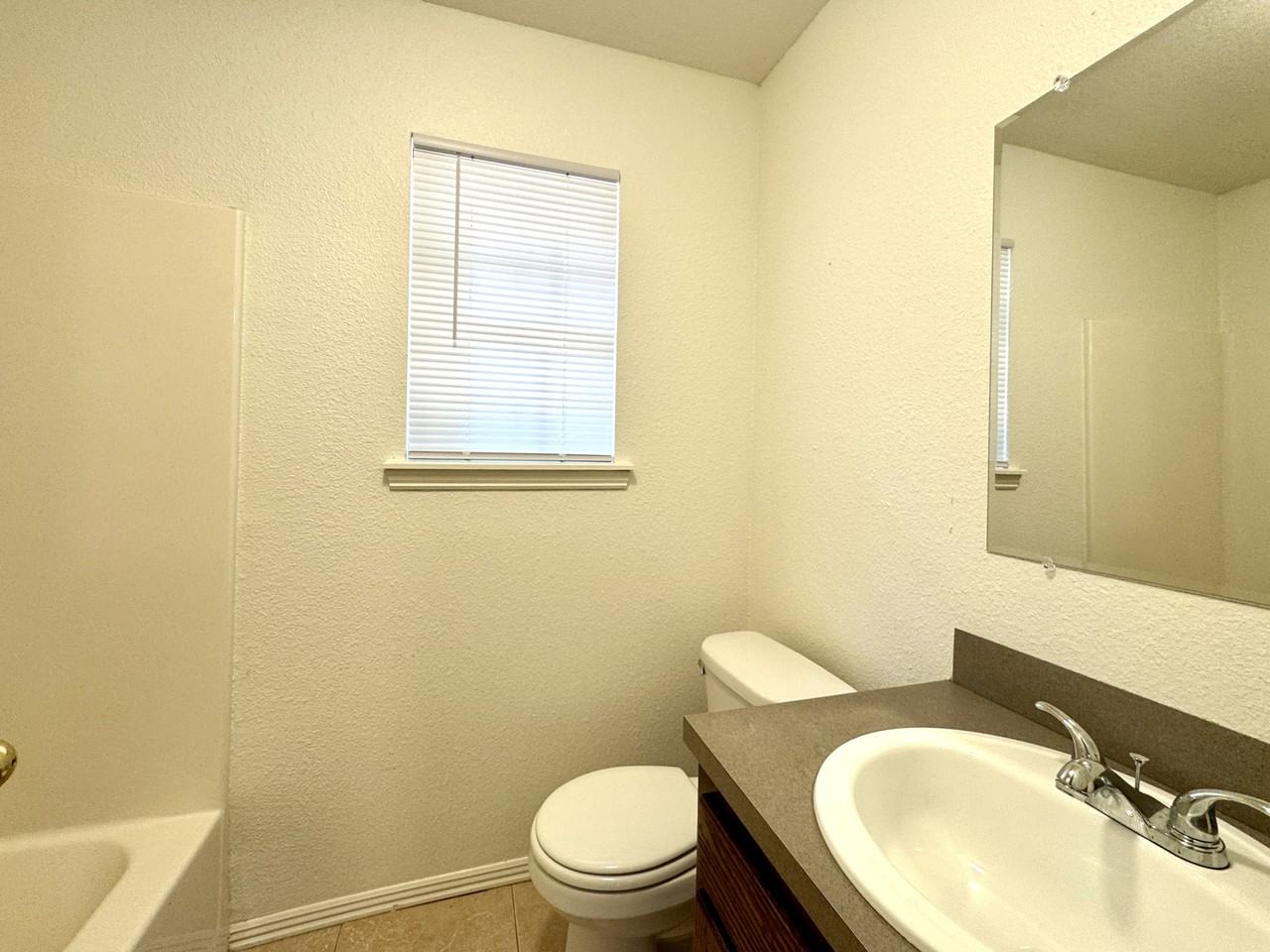 128 Lanita Cir #1 - Photo 5 of 9