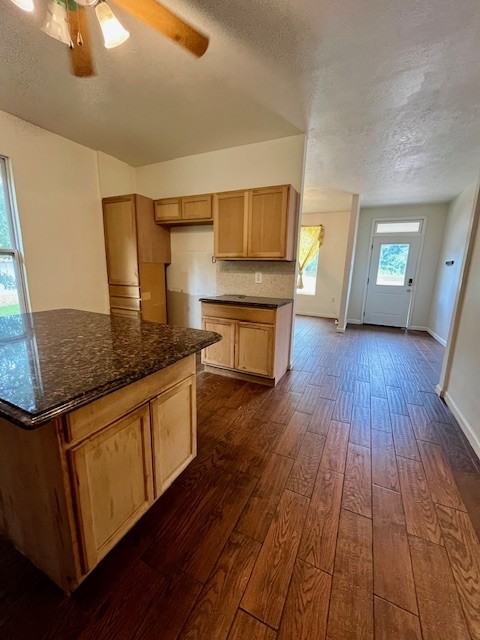 714 Searcy Ave #A - Photo 2 of 16