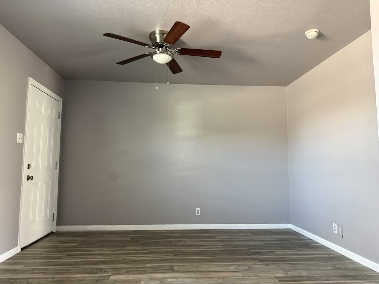 2826 Cedar Cir #3 - Photo 5 of 7