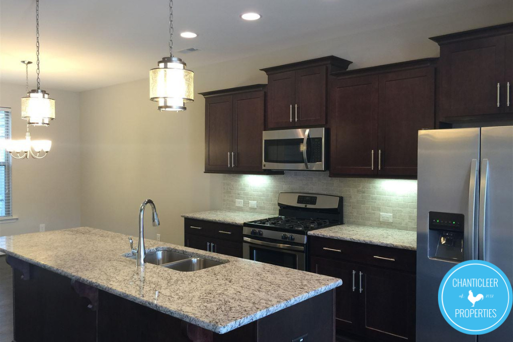 1007 Metropolitan Dr #1 - Photo 2 of 9