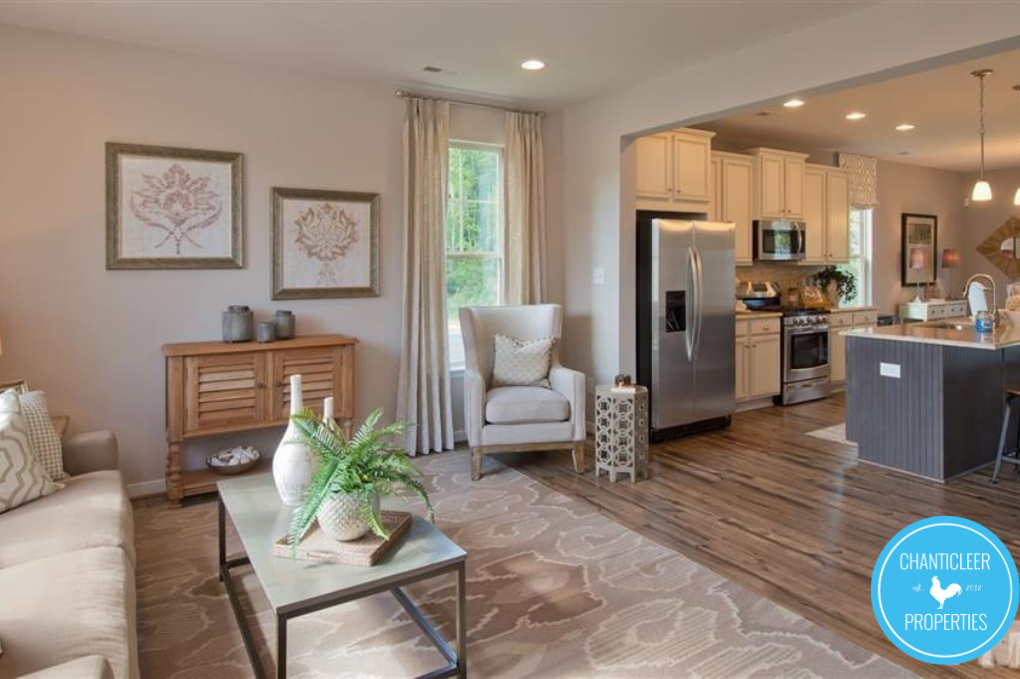 1007 Metropolitan Dr #1 - Photo 6 of 9