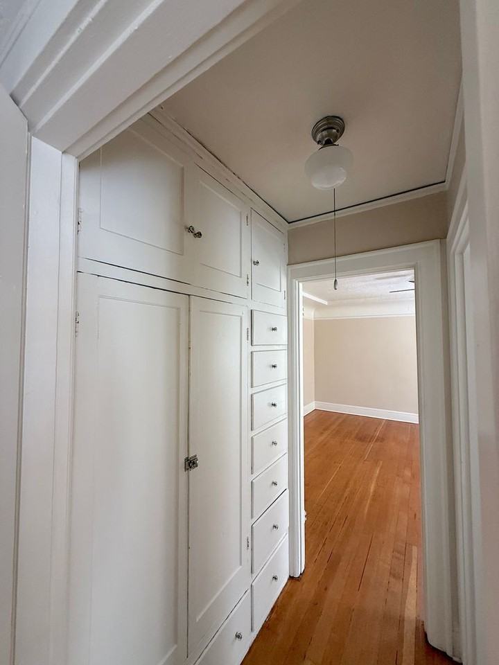 708 NW 19th Ave. - Photo 3 of 50