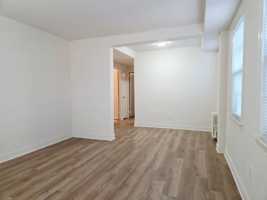 featured image of 200 E Glendale Ave