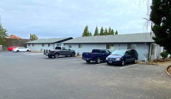 featured image of 3522-3586 3522-3586 Anita Dr NE/3502-3575 Manor Dr NE