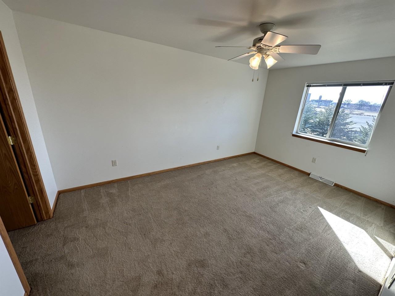 132 Sater St #1 - Photo 3 of 7