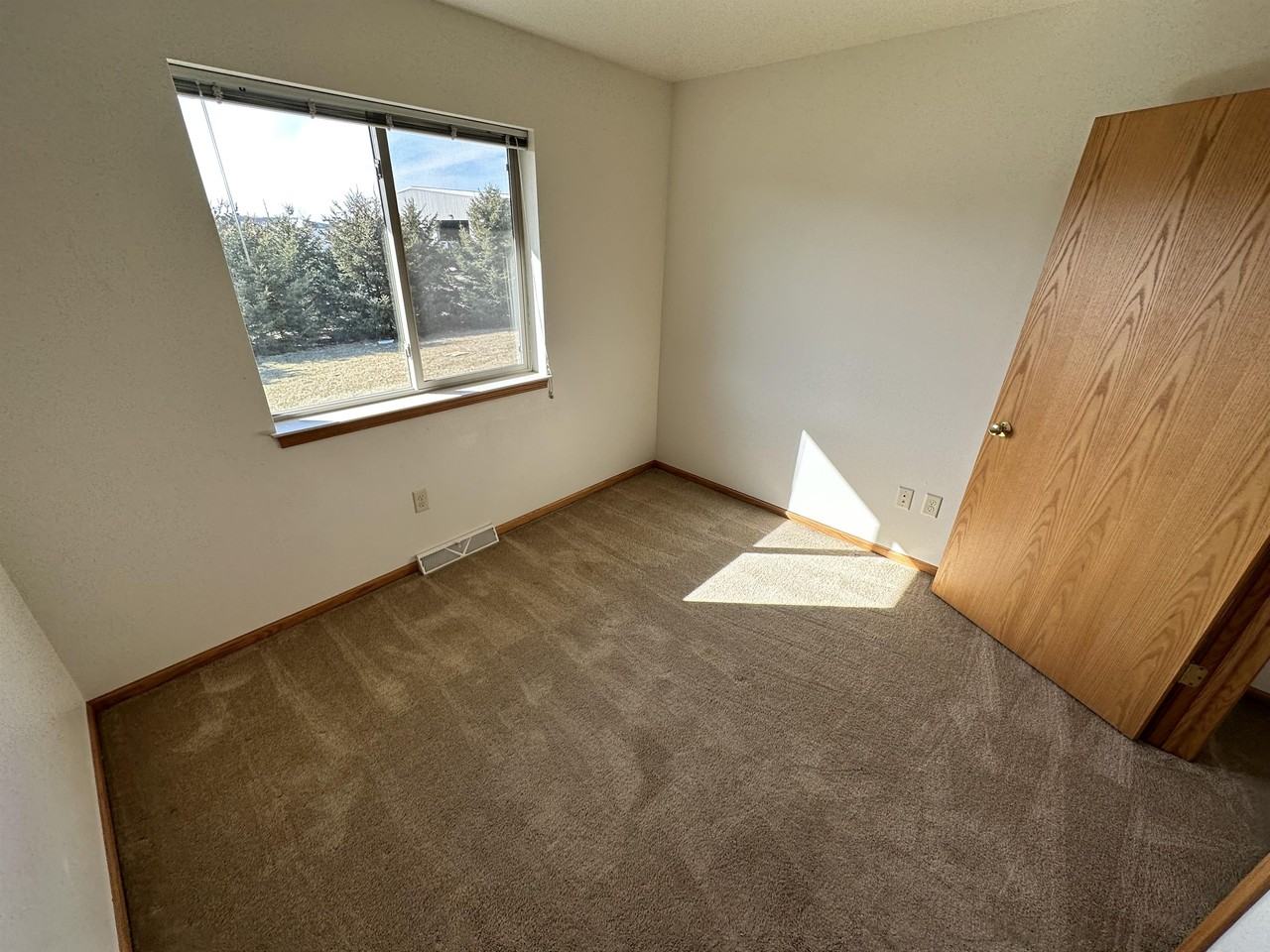 132 Sater St #1 - Photo 5 of 7