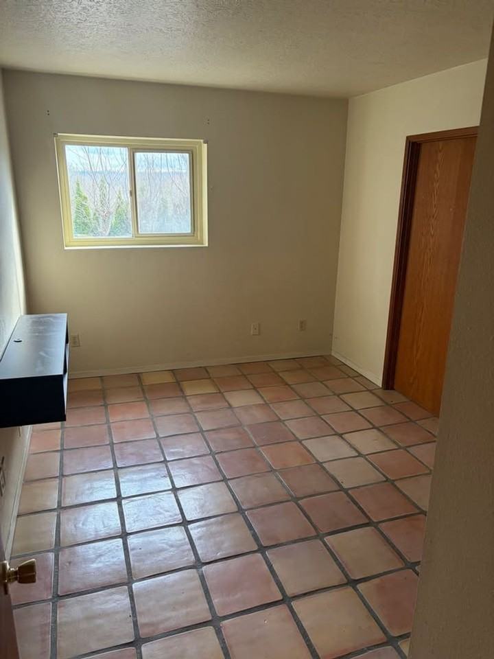 Richardson Court Apartments - Photo 4 of 8