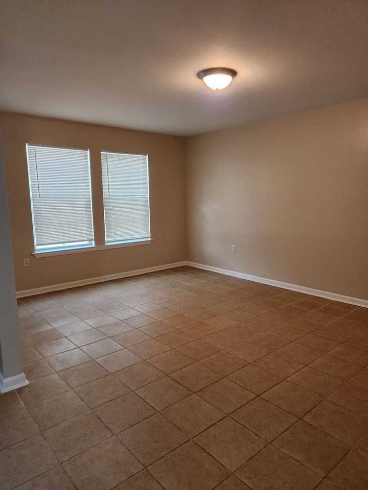 5315 Mcclelland Dr #1 - Photo 3 of 16