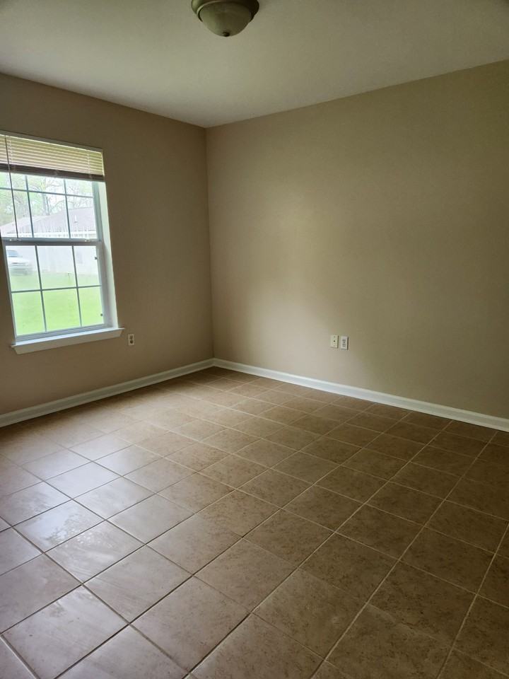 5315 Mcclelland Dr #1 - Photo 6 of 16