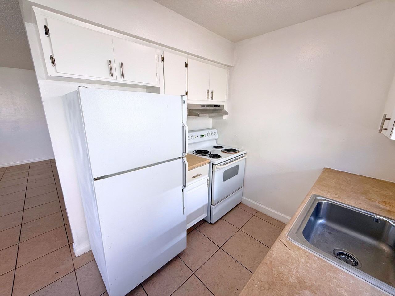 3741 Sw 59th Ter #2 - Photo 5 of 16