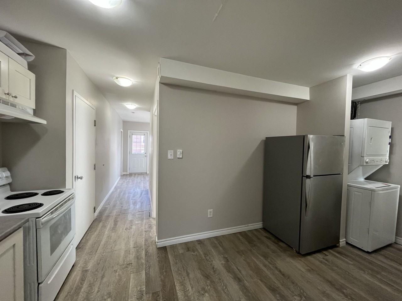 260 Robinson St #260 - Photo 4 of 15