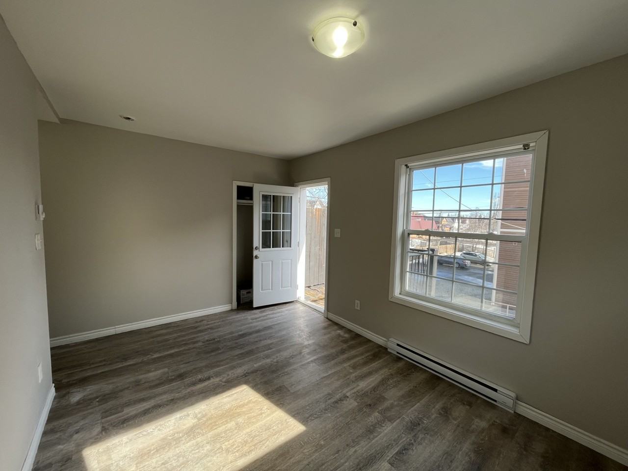 260 Robinson St #260 - Photo 6 of 15