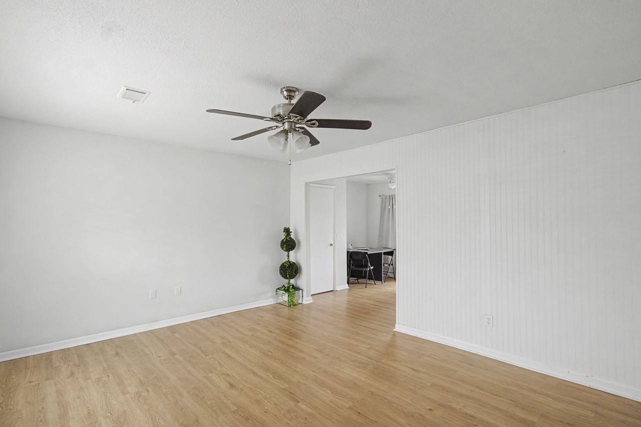 799 Wildwood Dr #1 - Photo 3 of 23