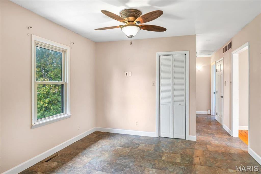 305 E 3rd St #1 - Photo 3 of 9