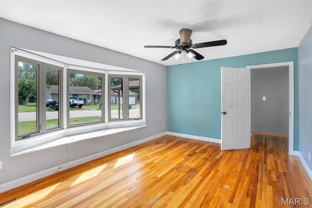 305 E 3rd St #1 - Photo 7 of 9