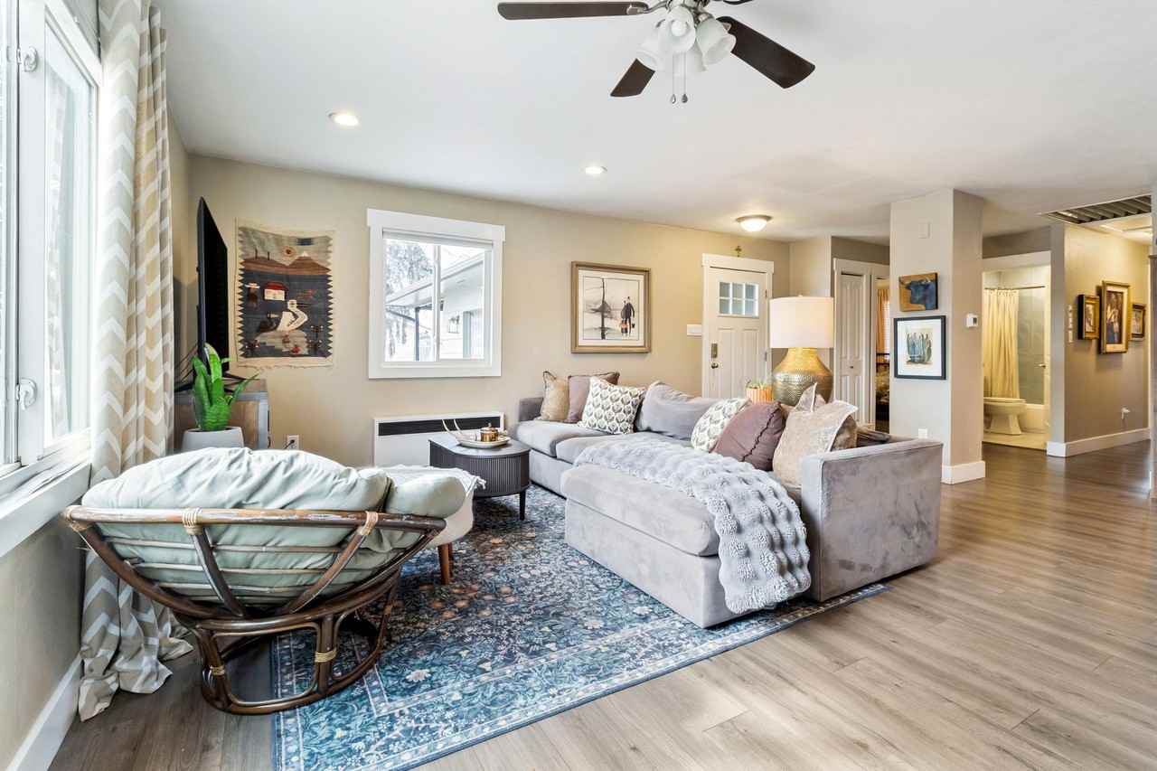 918 Woodbine Dr #1 - Photo 5 of 24