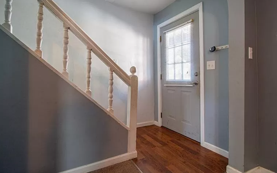 416 White St #1 - Photo 4 of 22