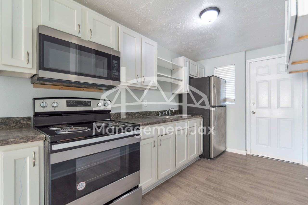 4452 Bedivere Rd #1 - Photo 3 of 15