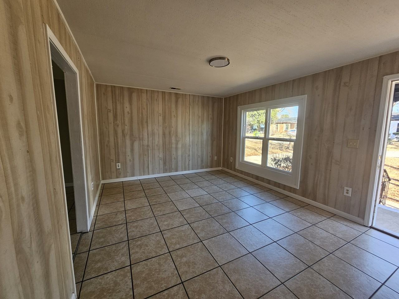 4529 Wactor St #1 - Photo 7 of 25