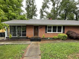 1008 Biltmore Ave #B - Photo 1 of 1