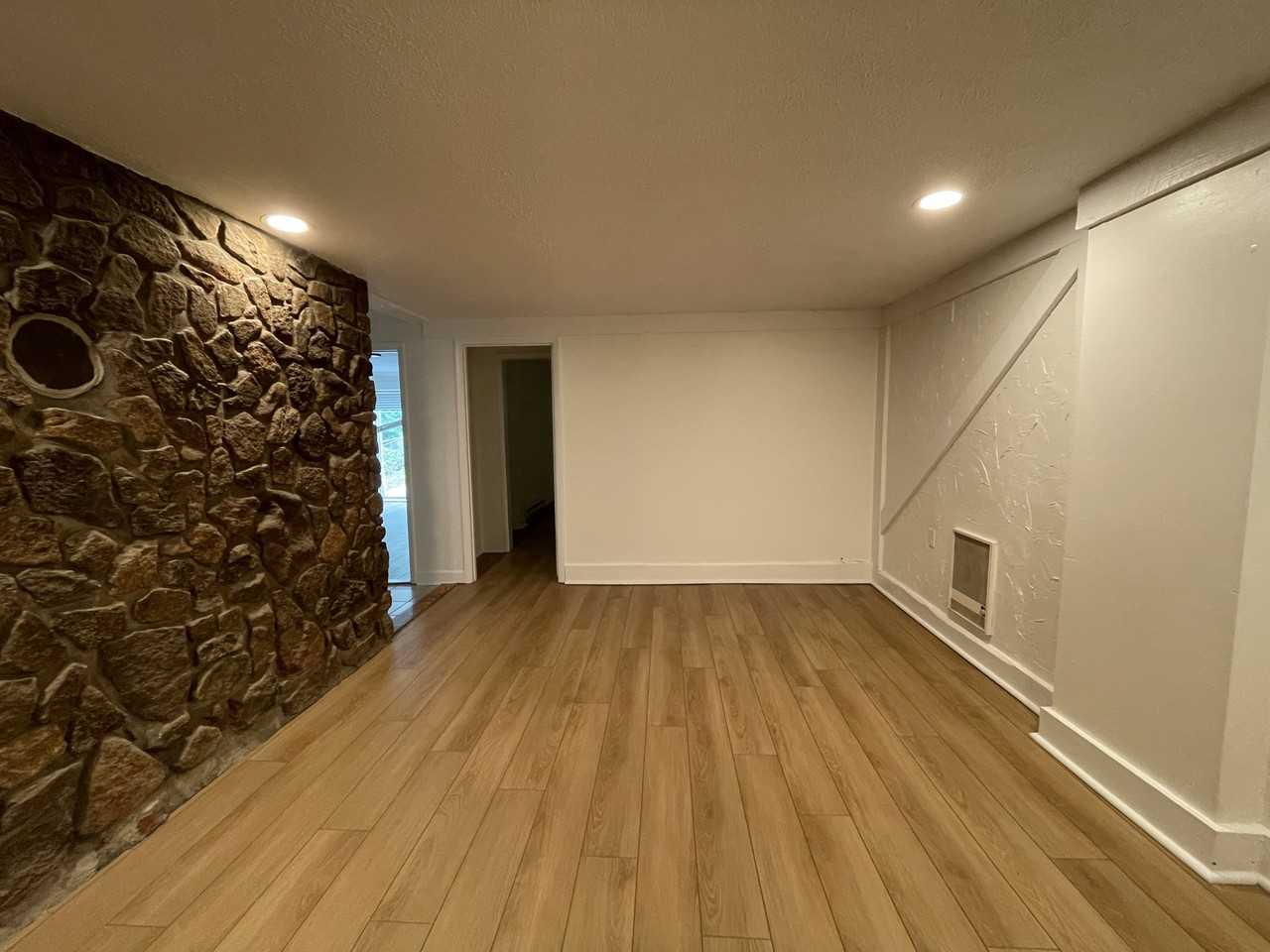 1008 Biltmore Ave #B - Photo 2 of 22