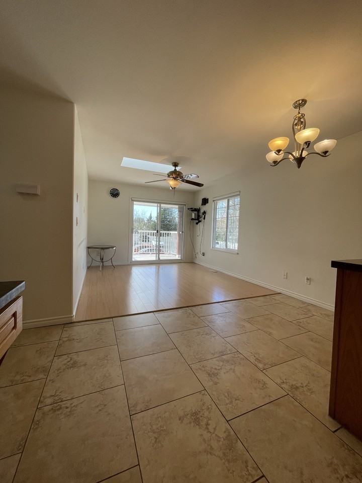 11797 231 St Uppr - Photo 4 of 24