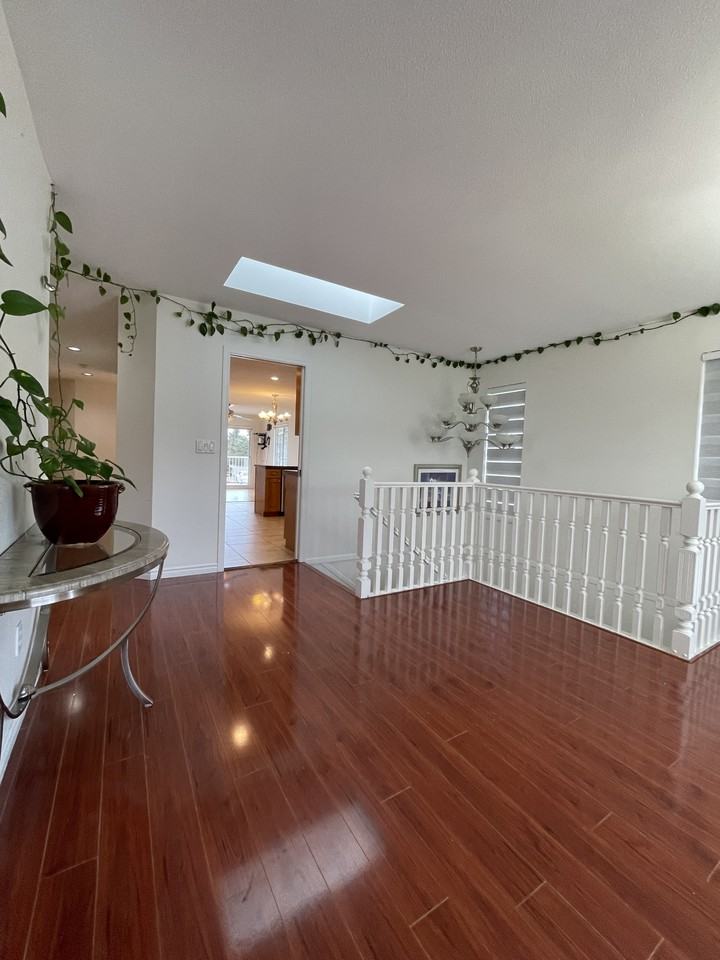 11797 231 St Uppr - Photo 5 of 24