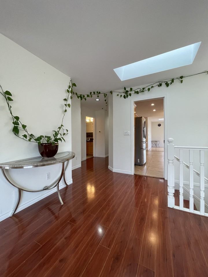 11797 231 St Uppr - Photo 7 of 24