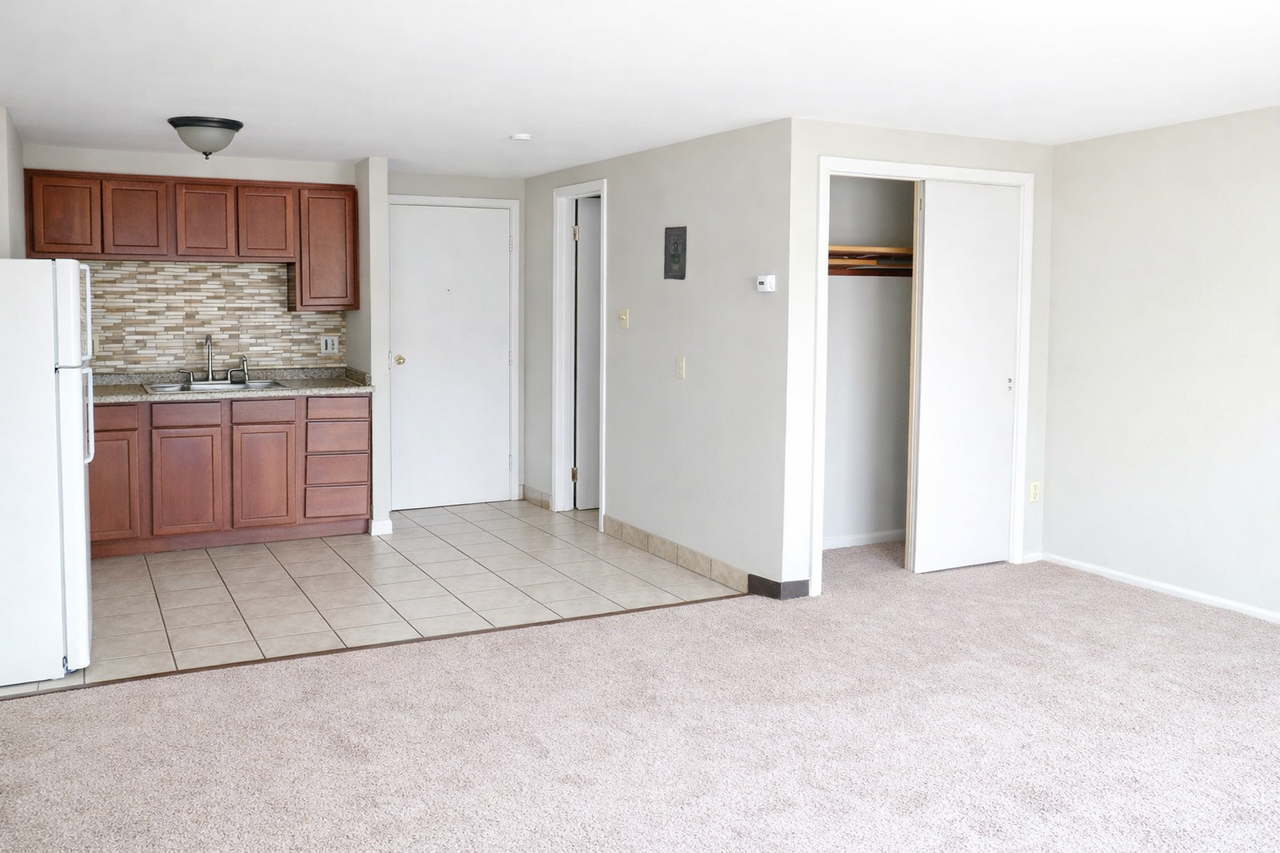 289 MOON CLINTON ROADAPT 29 #29 - Photo 4 of 9