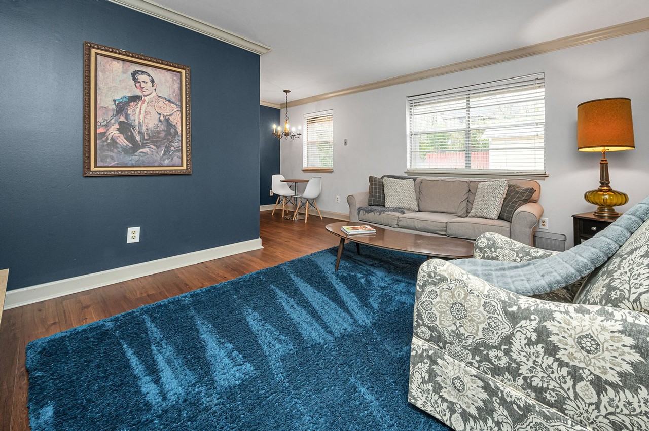 Lakeview Landing Apartments - Photo 2 of 11